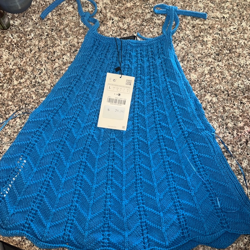 Brand New Zara crochet top with tie strings for strap